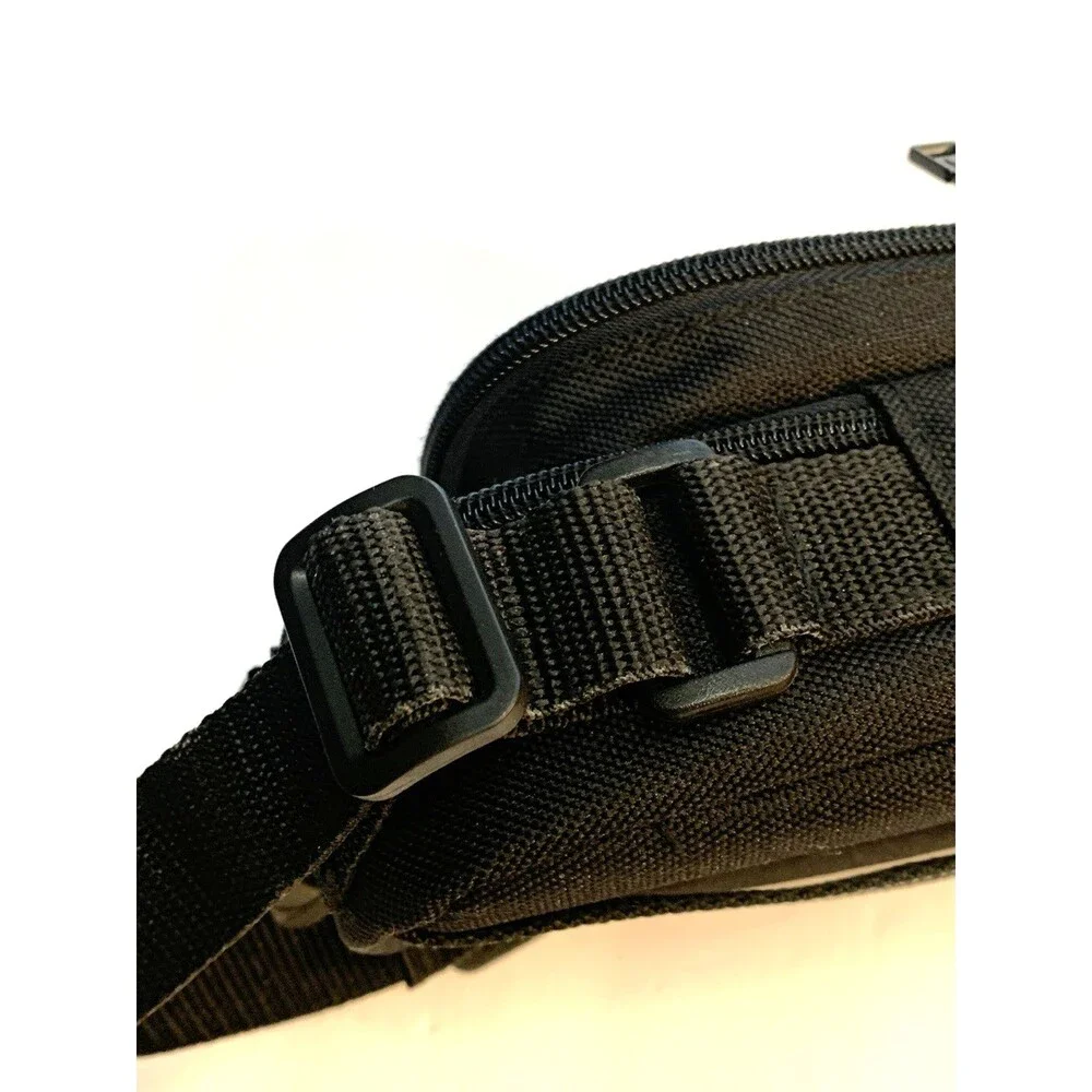 Tamrac Camera Case Bag 5220 Black Adjustable Strap Zippered Closure Front Pocket